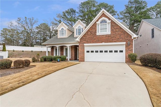 315 Lewisburg Drive, Mcdonough, GA 30253