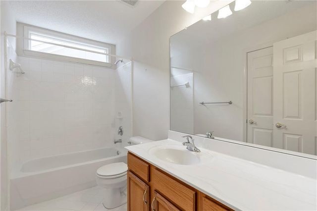 315 Lewisburg Drive, Mcdonough, GA 30253