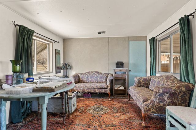 83 W 100 S, Virgin, UT 84779