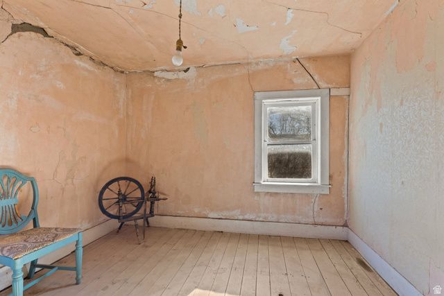 83 W 100 S, Virgin, UT 84779