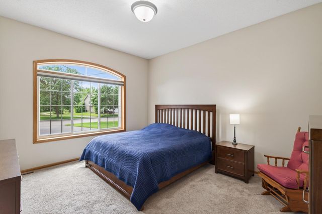 4514 Impatiens Avenue N, Brooklyn Park, MN 55443