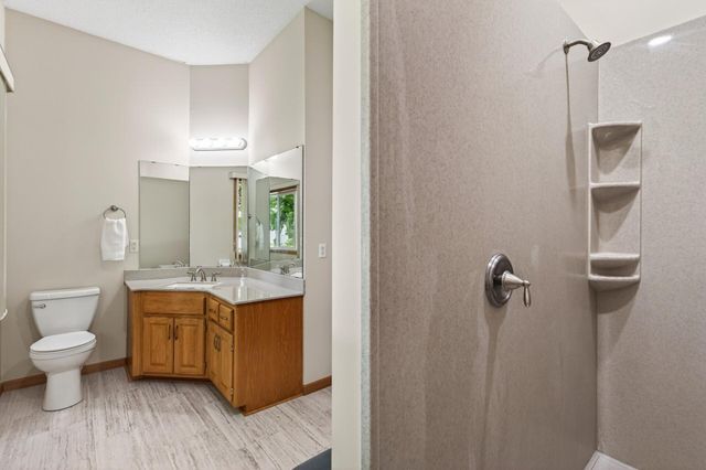4514 Impatiens Avenue N, Brooklyn Park, MN 55443