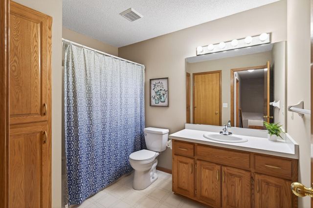 4514 Impatiens Avenue N, Brooklyn Park, MN 55443