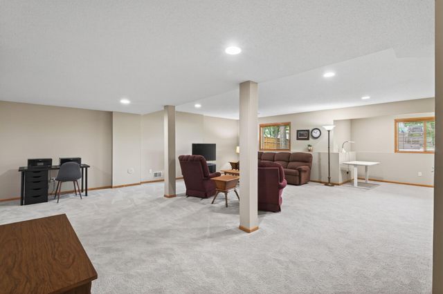 4514 Impatiens Avenue N, Brooklyn Park, MN 55443