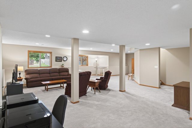 4514 Impatiens Avenue N, Brooklyn Park, MN 55443