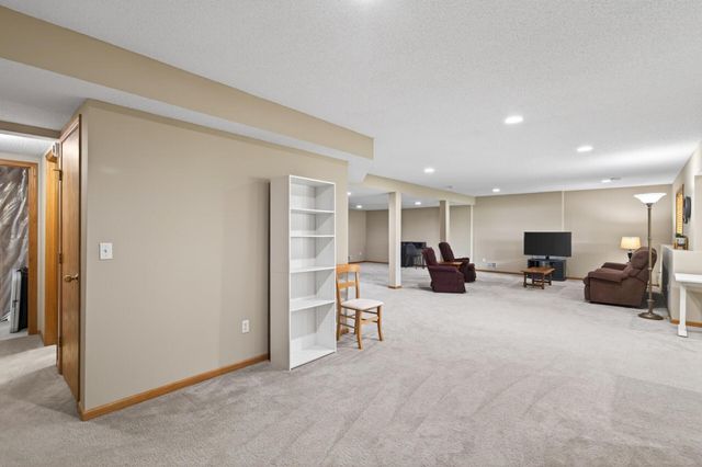 4514 Impatiens Avenue N, Brooklyn Park, MN 55443