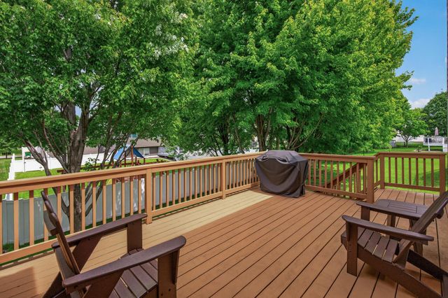 4514 Impatiens Avenue N, Brooklyn Park, MN 55443