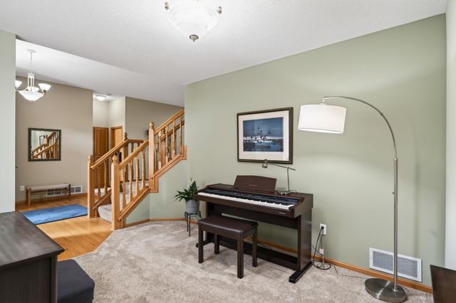 4514 Impatiens Avenue N, Brooklyn Park, MN 55443