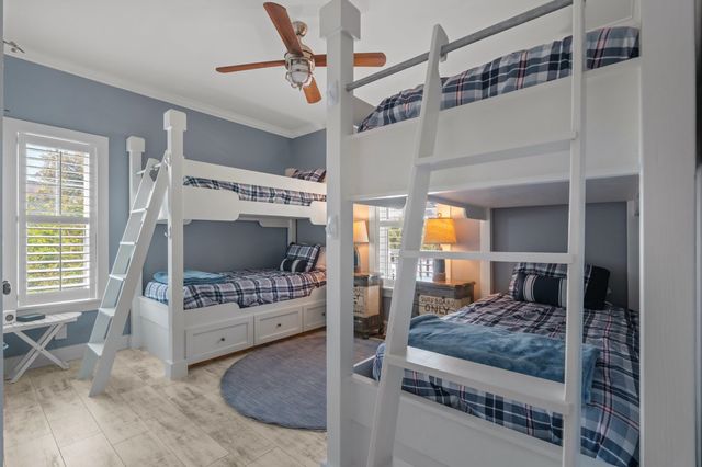 318 N Oak Dr., Surfside Beach, SC 29575