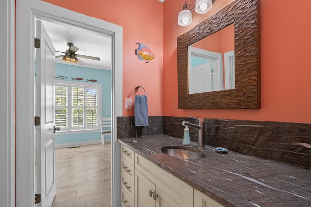 318 N Oak Dr., Surfside Beach, SC 29575