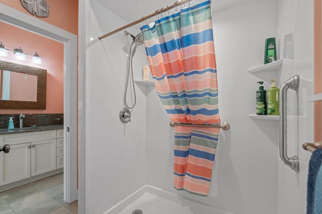 318 N Oak Dr., Surfside Beach, SC 29575