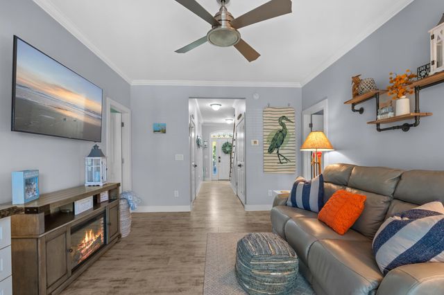 318 N Oak Dr., Surfside Beach, SC 29575