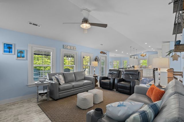 318 N Oak Dr., Surfside Beach, SC 29575