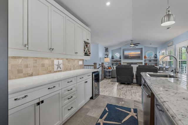 318 N Oak Dr., Surfside Beach, SC 29575