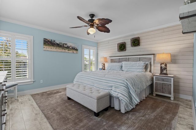 318 N Oak Dr., Surfside Beach, SC 29575