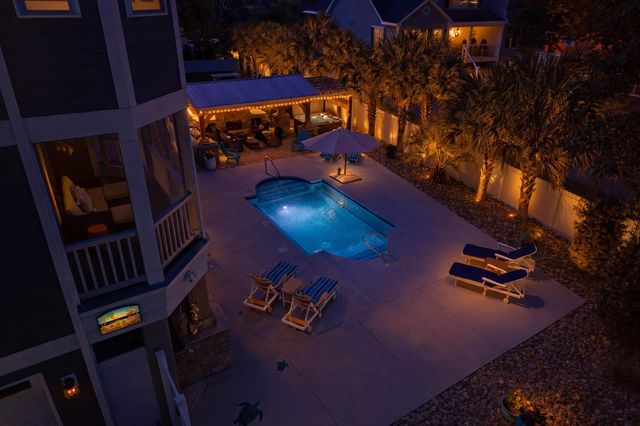 318 N Oak Dr., Surfside Beach, SC 29575