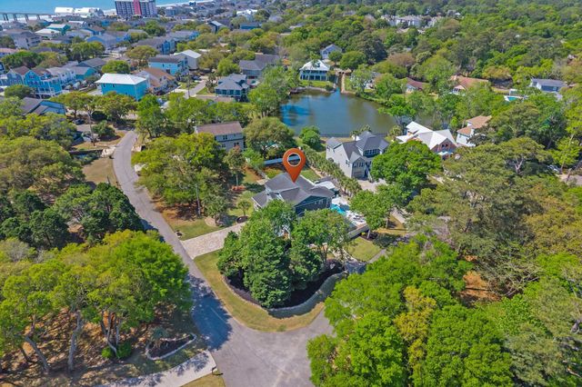 318 N Oak Dr., Surfside Beach, SC 29575