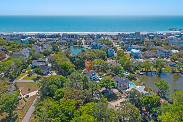 318 N Oak Dr., Surfside Beach, SC 29575