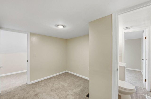 555 Greenwell Avenue, Delhi Twp, OH 45238