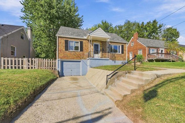 555 Greenwell Avenue, Delhi Twp, OH 45238