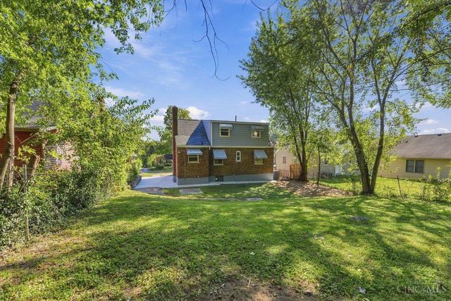 555 Greenwell Avenue, Delhi Twp, OH 45238