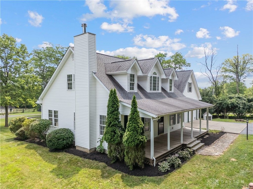 886 N Nixon Camp Road, Oregonia, OH 45054
