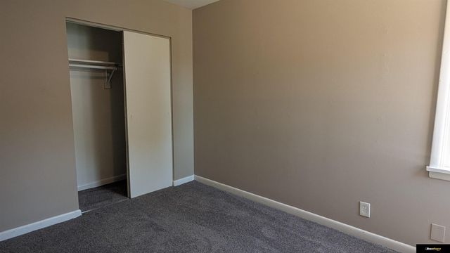 409 W 30 Avenue, Bellevue, NE 68005