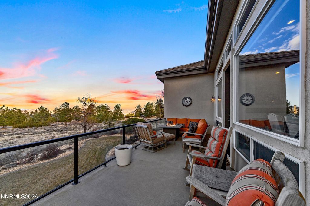 Image 18 of property listing at 3670 Spirit Bluff Court, Reno, NV 89511