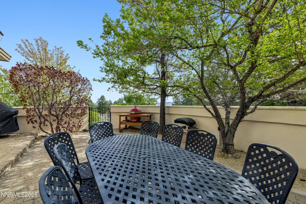 Image 24 of property listing at 3670 Spirit Bluff Court, Reno, NV 89511
