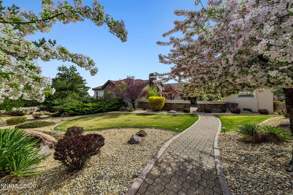 Image 6 of property listing at 3670 Spirit Bluff Court, Reno, NV 89511