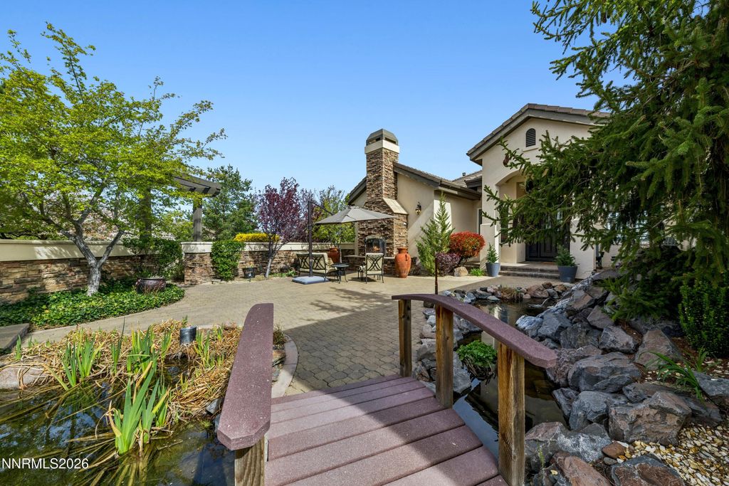 Image 9 of property listing at 3670 Spirit Bluff Court, Reno, NV 89511