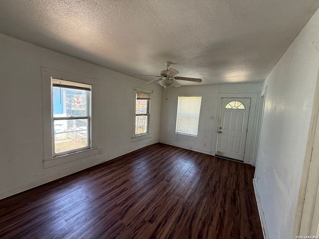 1504 Hays, San Antonio, TX 78202