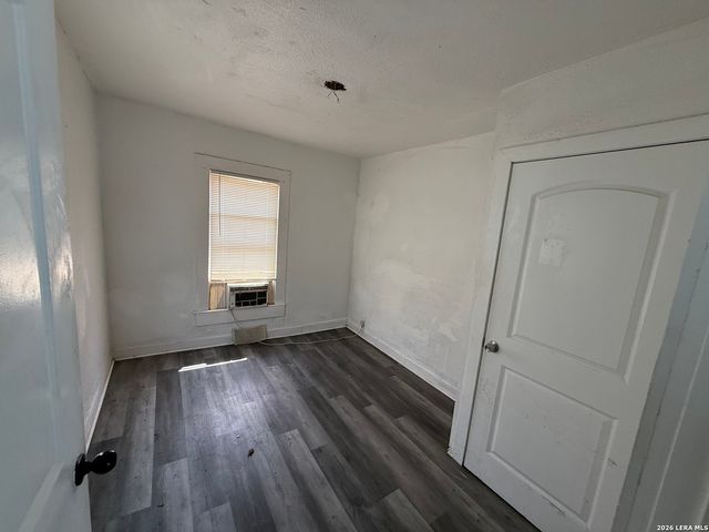 1504 Hays, San Antonio, TX 78202