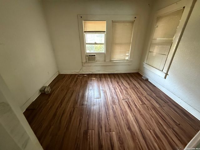1504 Hays, San Antonio, TX 78202