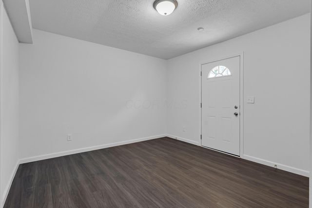 2243 Golden Leaf Lane, Columbus, OH 43223