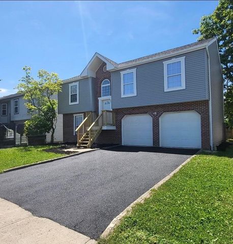 2243 Golden Leaf Lane, Columbus, OH 43223