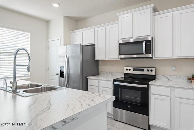 2838 BLACK BUCK Circle, Jacksonville, FL 32225