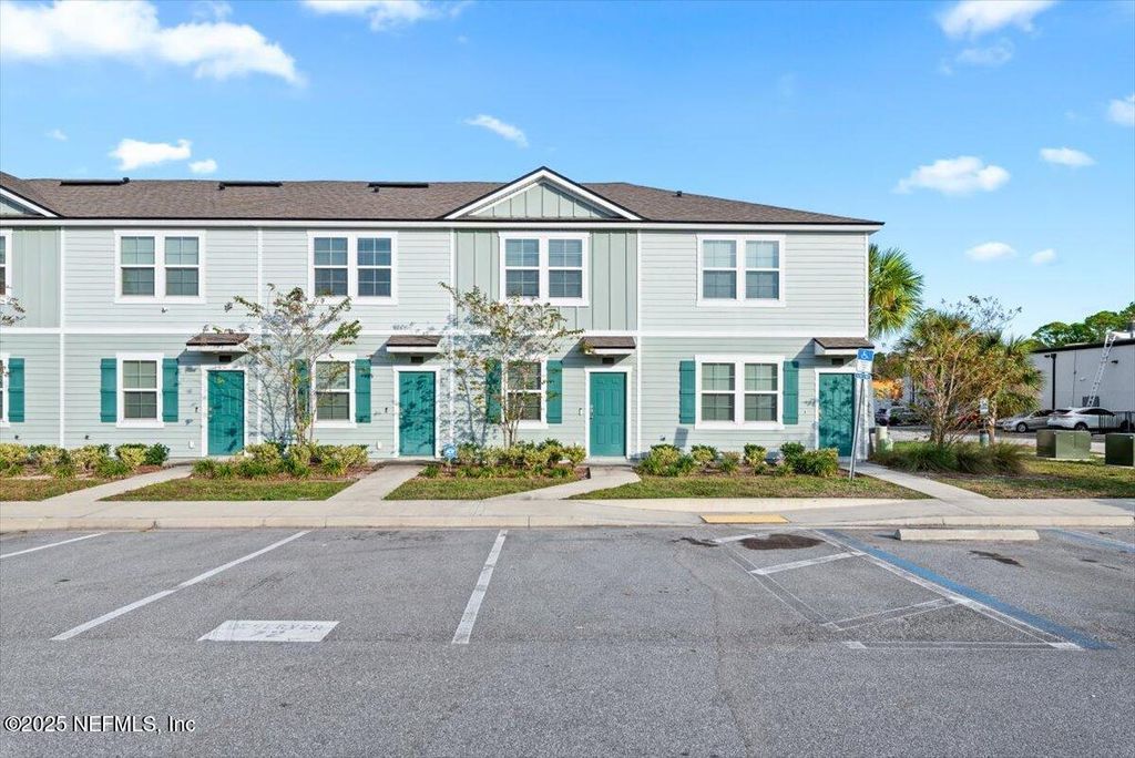 2838 BLACK BUCK Circle, Jacksonville, FL 32225