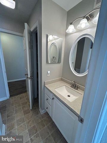 11235 TORRIE WAY #D, Bealeton, VA 22712