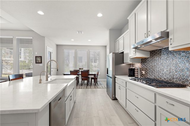 477 Vamanos, Boerne, TX 78006