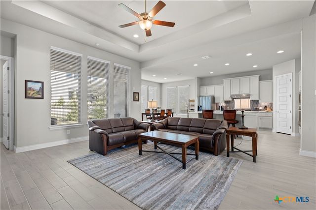 477 Vamanos, Boerne, TX 78006