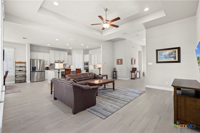 477 Vamanos, Boerne, TX 78006