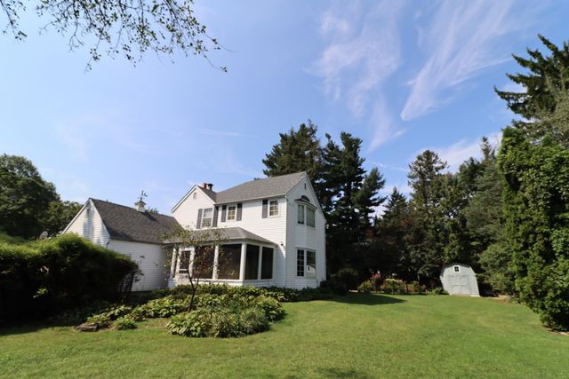 2023 Michigan Avenue, La Porte, IN 46350