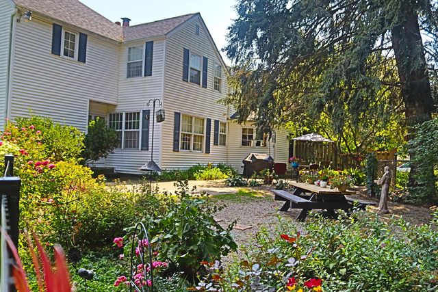 2023 Michigan Avenue, La Porte, IN 46350