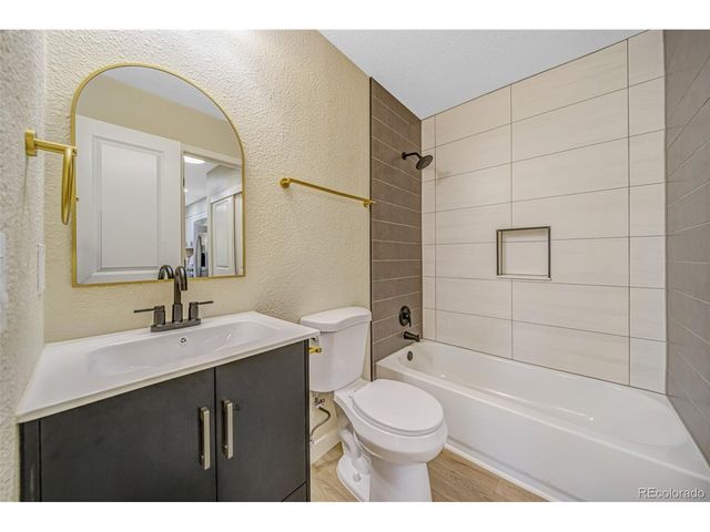 8346 W 87th Dr D, Arvada, CO 80005