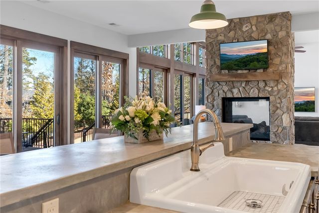 307 Shore Vista Trail, Six Mile, SC 29682