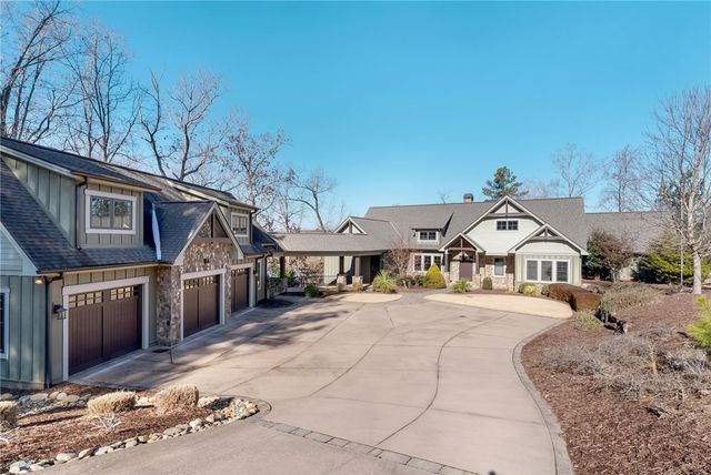 307 Shore Vista Trail, Six Mile, SC 29682