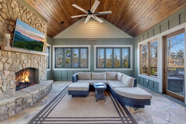 307 Shore Vista Trail, Six Mile, SC 29682