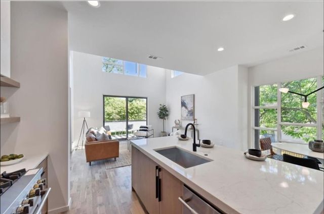 536 Highland NE Avenue B, Atlanta, GA 30312