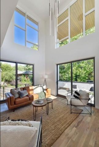 536 Highland NE Avenue B, Atlanta, GA 30312